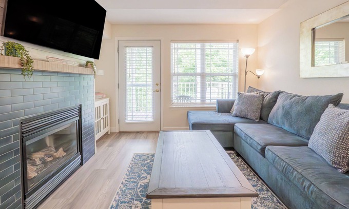 Delavan Lake Condo | 325 - Two Bedroom Condo Suite w/Water Views from Balcony