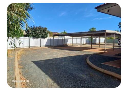 Pegs Creek Apartment | 32B frinderstein
