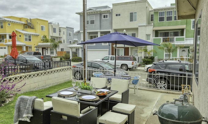 Downtown House | 331 San Luis 2 Bedroom Duplex by RedAwning