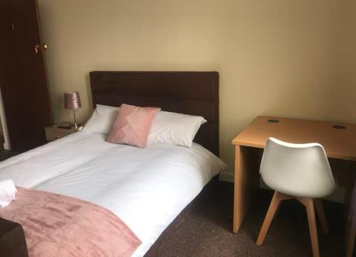 Uplands House | 34 - Room 1 - Uplands