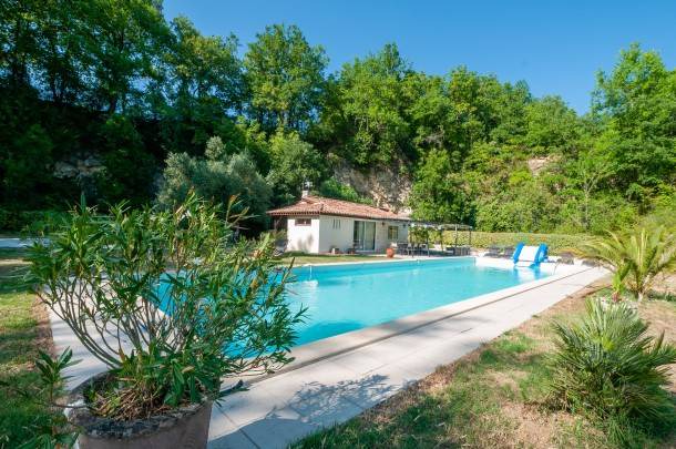 Vianne House | 345 m² House ∙ 5 bedrooms ∙ 11 guests