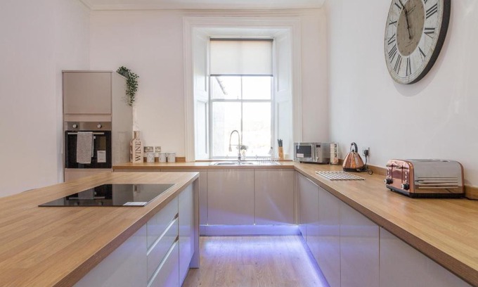 Hawick Apartment | 35 High Street Apartment