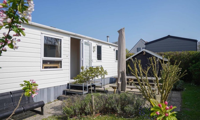 Municipality of Veere Ski Chalet | 35 m² Chalet ∙ 2 bedrooms ∙ 4 guests