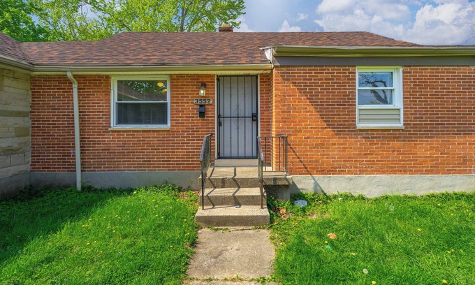 Dayton House | 3552 Stanford Pl - Quaint Dayton Rental