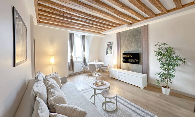 2nd Arrondissement Apartment | 357: Amazing view in Paris Olympic Games 2024