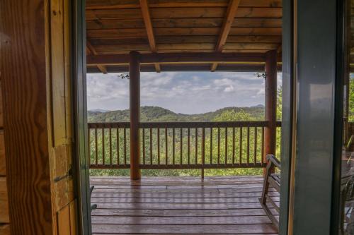Cosby House | 360 Padgett Mill Rd Cabin