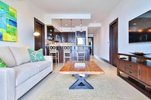 Playa Flamingo Apartment | 360 Splendor 205 Ocean View Condo- With Breakfast