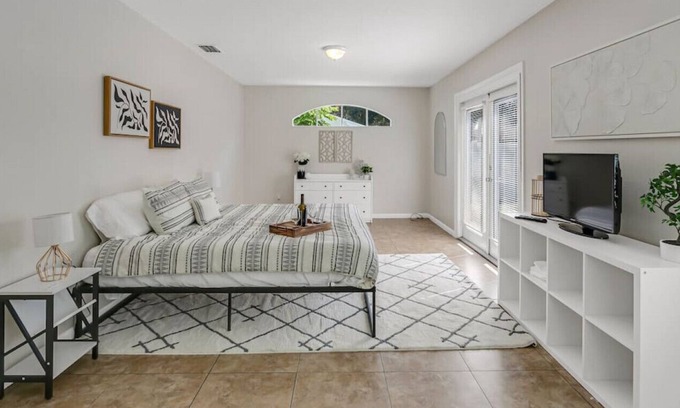 Virginia Park House | 3606 w bay to bay · Beautiful home! walk to bayshore/spacious backyard