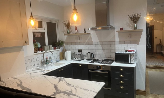 Porthcawl Cottage | 36A Mary Street