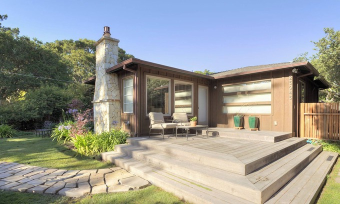 Northeast Carmel House | 3768 Belle Folie ~ Beautifully Updated Carmel Home