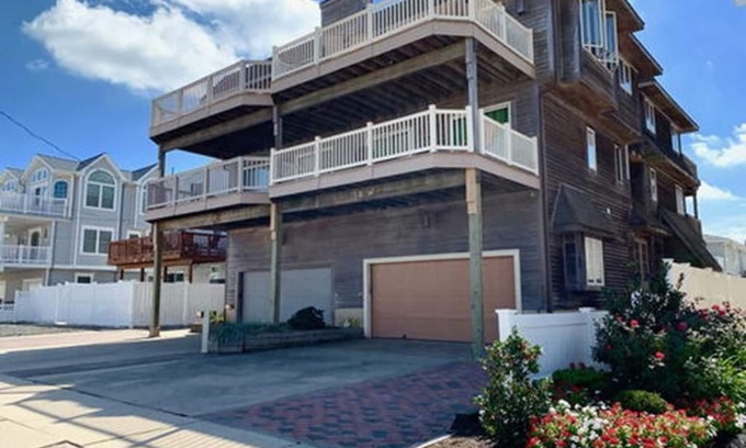 Townsend's Inlet Condo | 38 79th Street, Unit:West