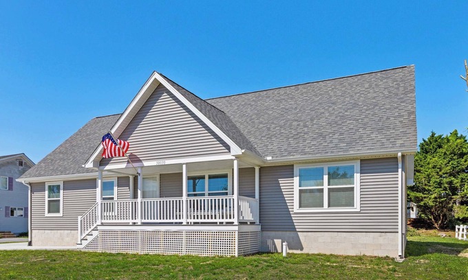 Keen-Wik On the Bay House | 38030 Keenwick Family Home