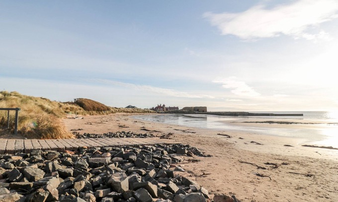 Beadnell Cottage | 39 Longbeach Drive