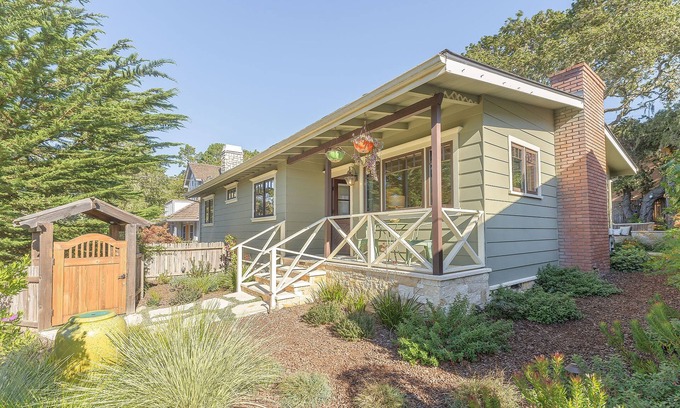 Northeast Carmel House | 3915 Beach Paws - Walk to Town and Beach, Hot Tub