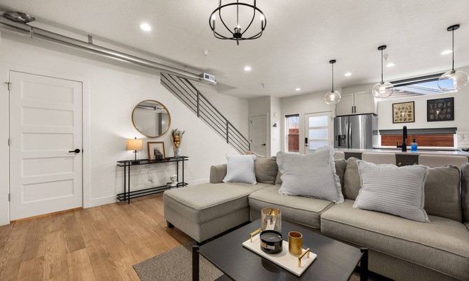 Fairpark House | 3BD/2.5 near Airport, Delta Center & Downtown SLC
