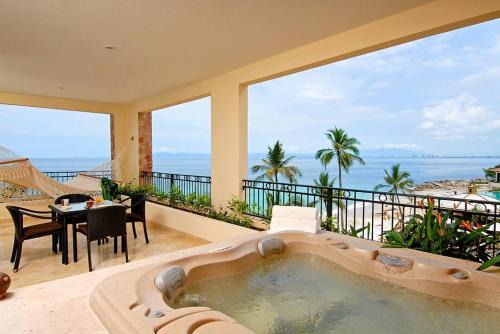 South Shore Hotel Area Villa | 3BD Garza Blanca Puerto Vallarta Luxury Resort