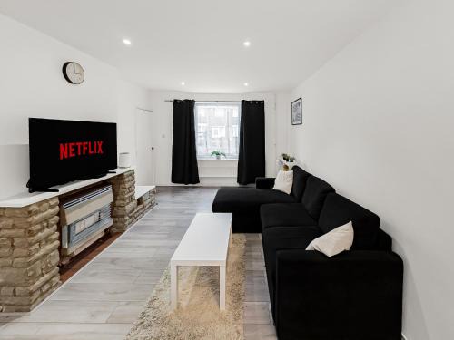 Abbey Wood House | 3bed House Abbey wood Sleeps 8 Elizabeth Line