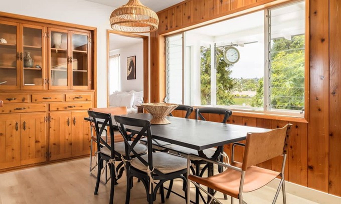 Olde Carlsbad House | 3bed Single Level Home