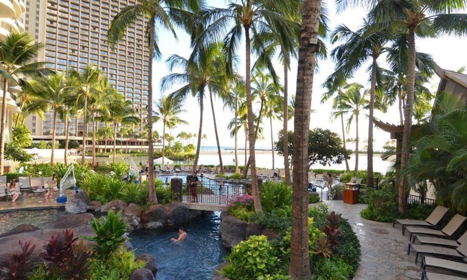 Waikiki Apartment | 3Bedroom Penthouse Hilton Hawaiian Village Grand Islander Waikikian Lagoon Tower