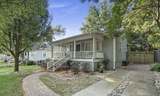 Plaza Midwood House | 3BR/2BA Bungalow in the Heart of Plaza Midwood