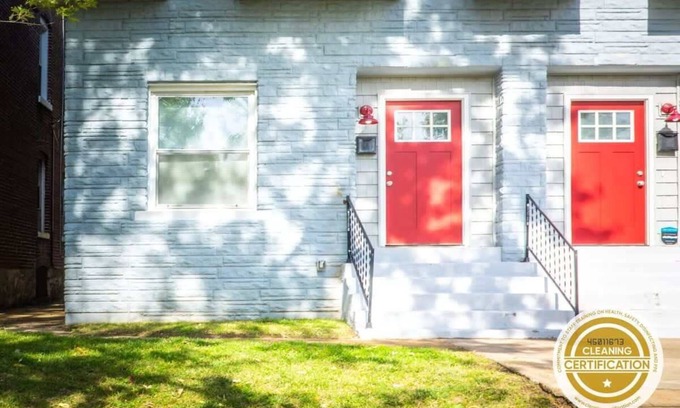 Tower Grove East House | 3BR/2BA Townhome | TGE Neighborhood /ABODEbucks