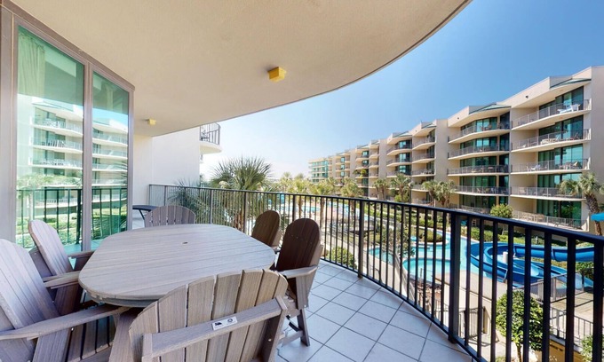Orange Beach Condo | 3br/3ba w/Lazy River & Slide Sleeps 8