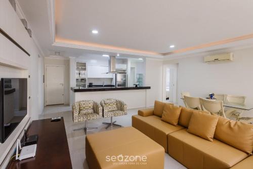 Barra Sul Apartment | 3BR Apt near beach & attractions in BC PNA0402