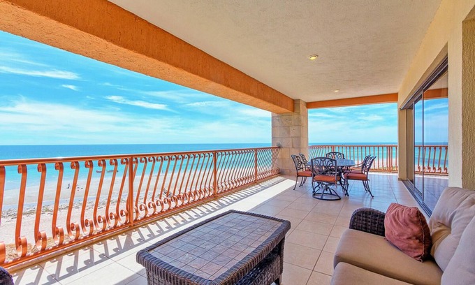 La Choya Condo | 3br Corner Condo With Wrap-around Balcony (Newer listing)