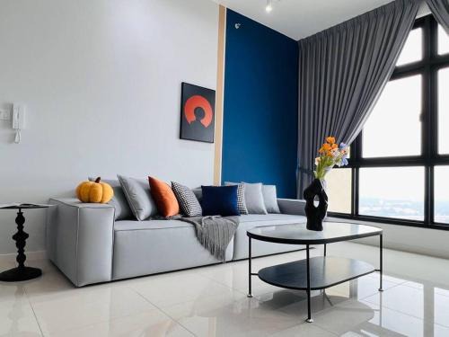 Taman Bukit Mewah Apartment | 3BR-Sora-Paradigm Residence by Guesthouse-8-9Pax