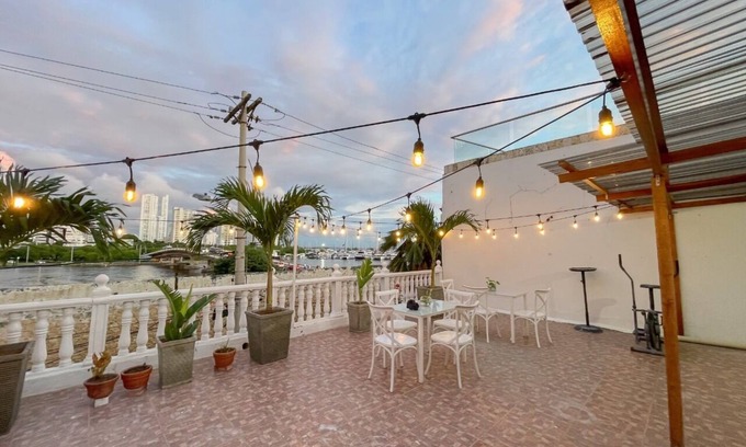 Cartagena District Apartment | 3cb-2 3 Bedroom Apartment in Getsemani