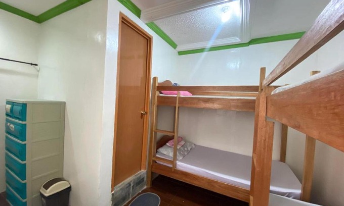 General Luna House | 3kid's Homestay white