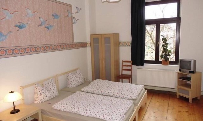 Loebtau Apartment | 3R Fewo bis 9 Personen zentral T4