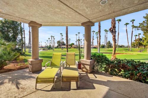 Cathedral City House | 3rd Hole Hideaway - A Golf Dream at Desert Princess