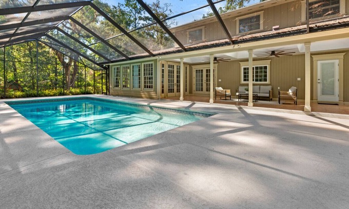 Gainesville House | 4/3 with pool NW Gainesville