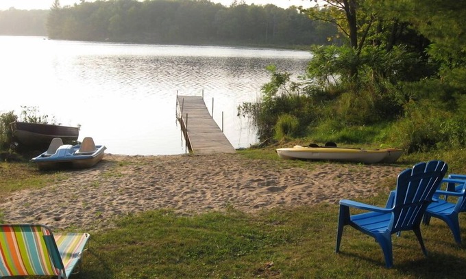 Central Frontenac Cottage | 4 Acres On The Lake - Sharbot Lake, Ontario