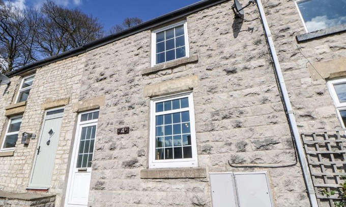 Tideswell House | 4 Alma Road