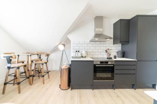 Headington Apartment | 4 Ashbrook Windmill