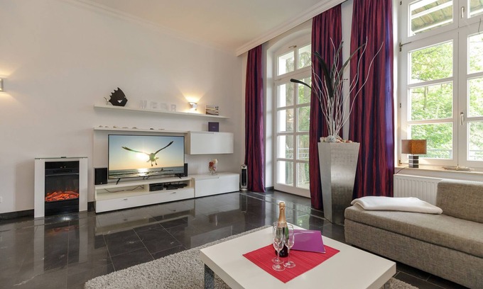 Rerik Apartment | 4 Außergewöhnliches Wohnambiente - Grand Belle Etage im Gutsschloss