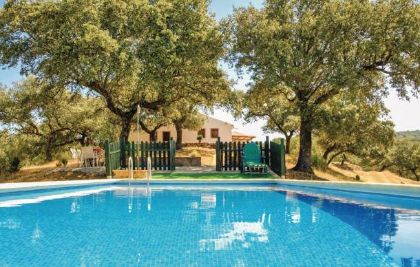 Villaviciosa de Cordoba House | 4 bedroom accommodation in Villaviciosa de Córdo.