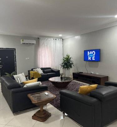 Bono East Region Villa | 4 bdr lux house with conference rm in Accra Ghana