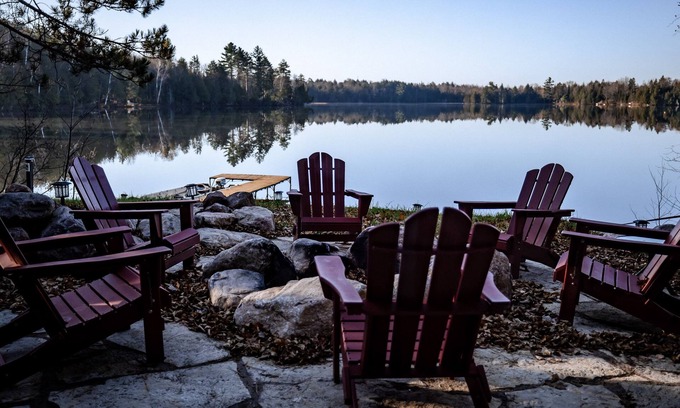 Presque Isle Cabin | 4 BDR, ON water lodge!