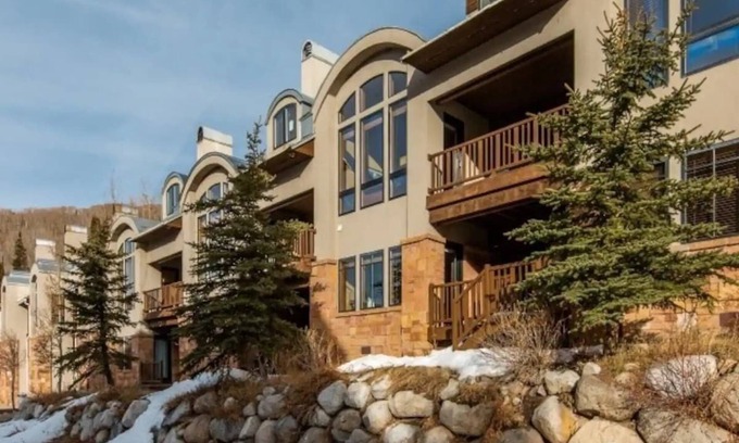 Salt Lake Mountain Resorts Ski Chalet | 4 bdr Swiss chalet in Solitude, 5 min to lifts