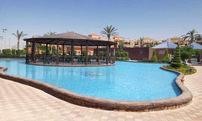 Marsa Matruh Villa | 4 bedrooms villa, sea view, wide garden in Royal Beach Village, North Coast