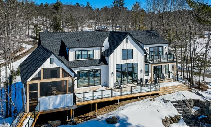 Georgian Bay Cottage | 4 bed 4 bath cottage New Build! Boating Access to Georgian Bay!