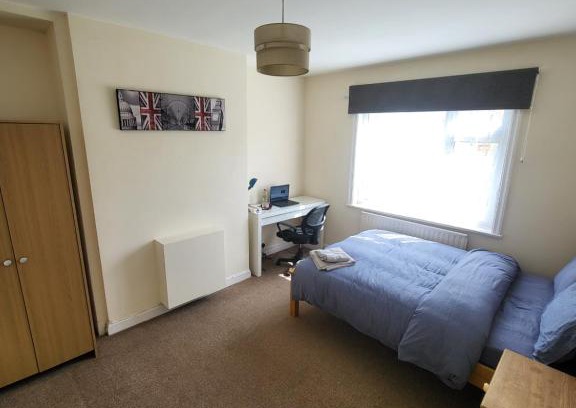 Acresford House | 4 Bed Family Home+Warwick Uni+4 Parking bays