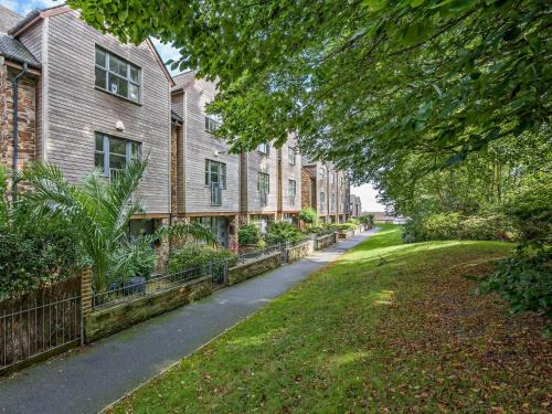 Charlestown House | 4 Bed in Charlestown 41199