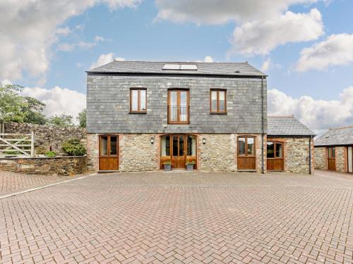 Launceston House | 4 Bed in Launceston BRHIG