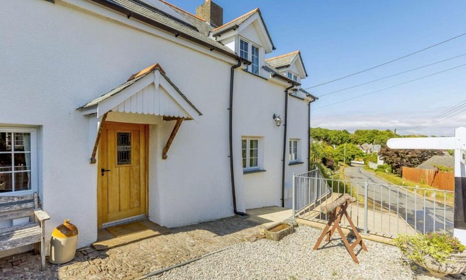 Littleham House | 4 bed in Littleham DEVER