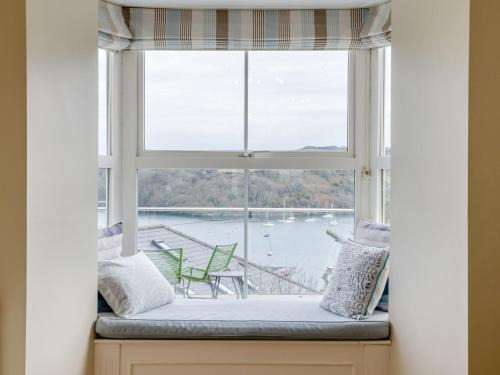 Polruan House | 4 Bed in Polruan PC044