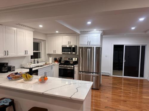 Schenectady Apartment | 4 bed Luxury house